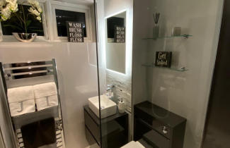 Halls Home Improvements Bathrooms Image 3