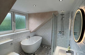 Halls Home Improvements Bathrooms Image 5